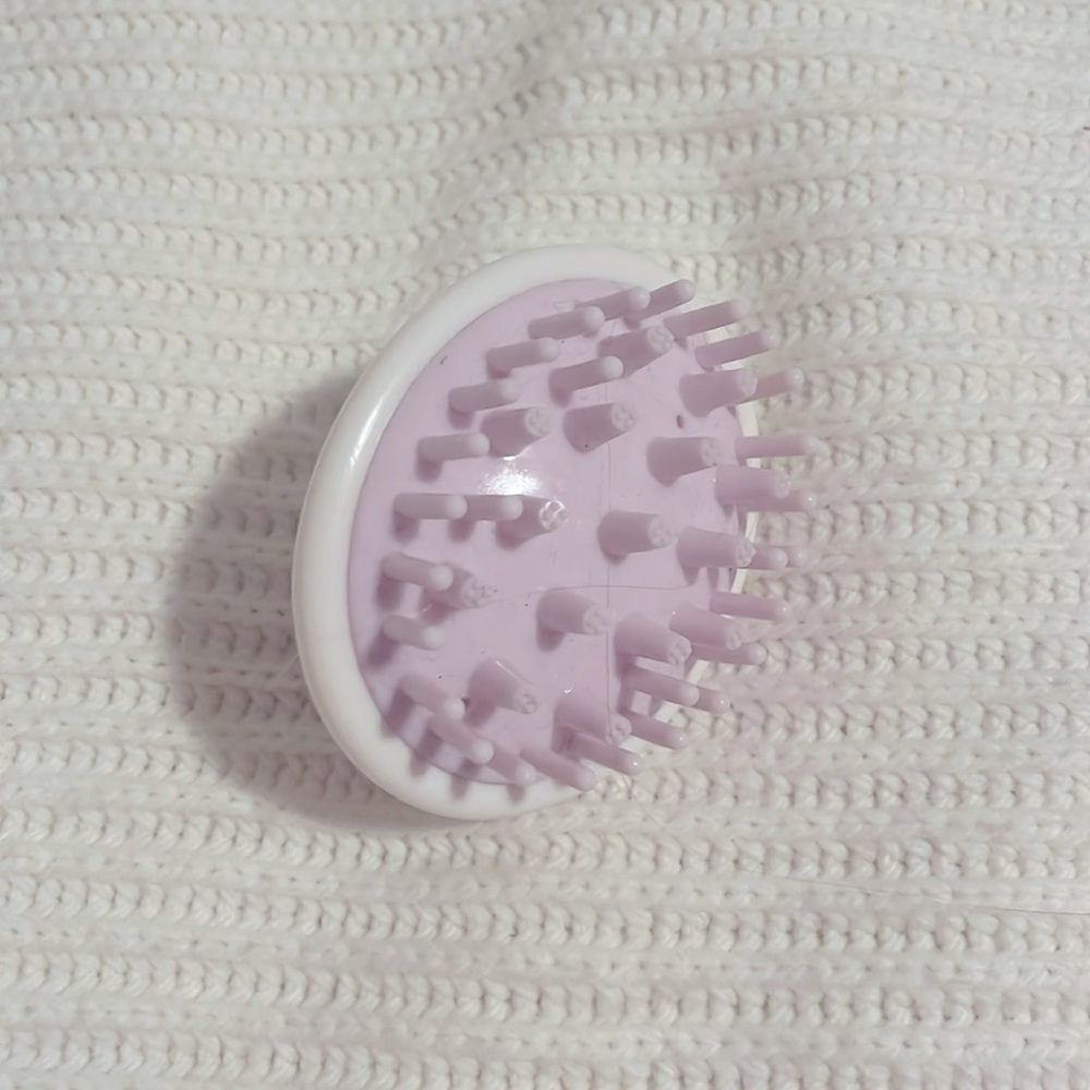 Scalp massager